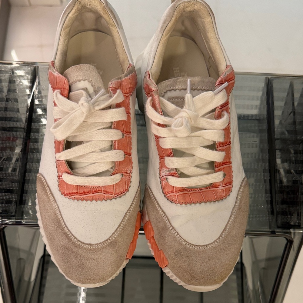 Trendy Women's Sneakers in White and Coral